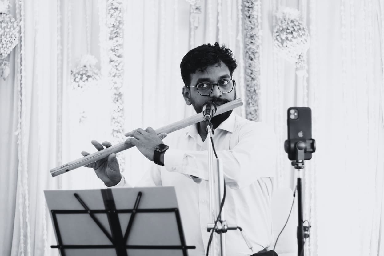 A live flute performance from Harsh Shetty's collective